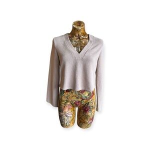 H&M beige top knit v neck long sleeve XS